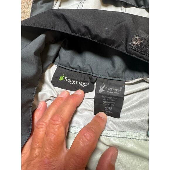 FROGG TOGGS Waterproof, Breathable rain Jacket  size women's Small - Picture 3 of 16